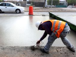 Se ha terminado más de la mitad del pavimentado con concreto en Guadalajara, anunció la Secretaría de Servicios Públicos. ARCHIVO  /