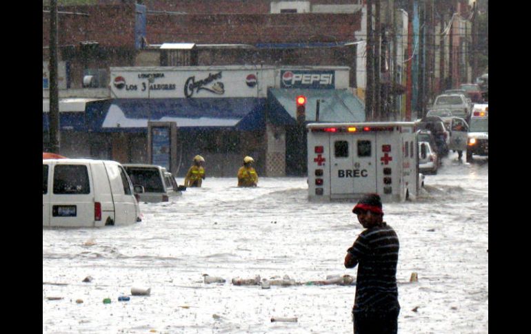 El SIAPA emitió recomedaciones para evitar inundaciones como las ocurridas en años anteriores. ARCHIVO  /