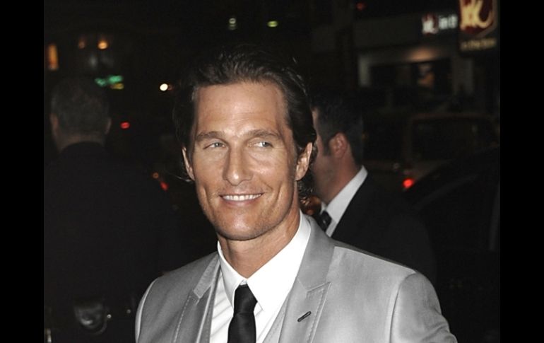 Matthew McConaughey contrajo anoche matrimonio con su novia. ARCHIVO  /