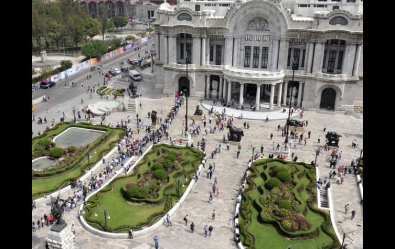 Se dio apertura a la trigésimo cuarta edición del FIMNME, en la Sala Principal del Palacio de Bellas Artes. ARCHIVO  /