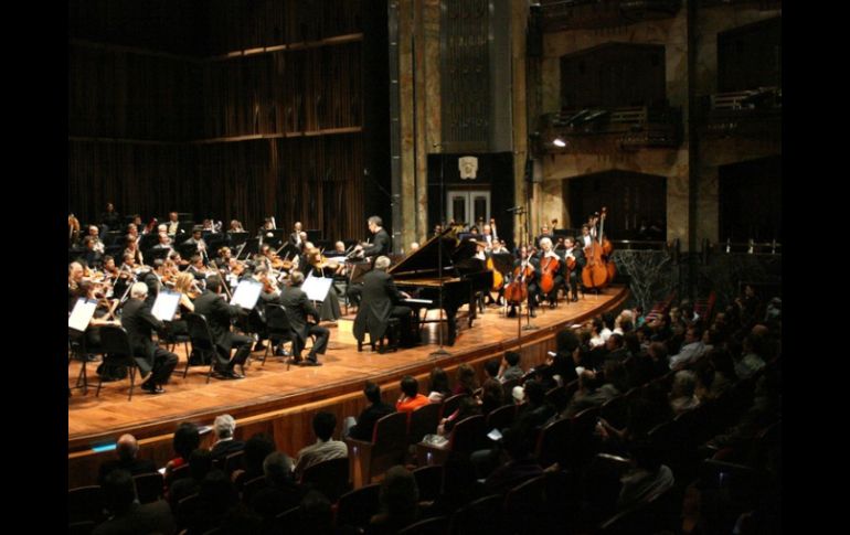 Ejecutaron el 'Concierto para piano y orquesta en La menor, Op. 54', de Robert Schumann. ARCHIVO  /