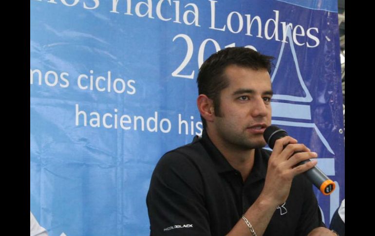 El pentatleta, Oscar Soto, durante la conferencia de prensa de cara a los Juegos Olímpicos Londres 2012.. NOTIMEX  /