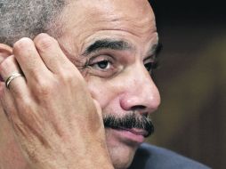 Eric Holder depende de una investigación legislativa para continuar en el cargo. AP  /