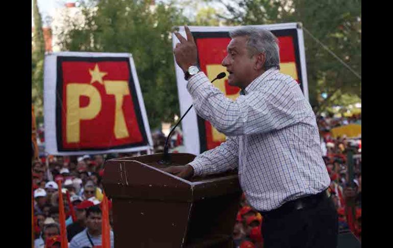 Andrés Manuel López Obrador durante el mitin, esta tarde, que encabezó en Ciudad Victoria. EL UNIVERSAL  /