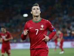 Cristiano Ronaldo se destacó con dos goles en el partido para darle a Portugal el pase a cuartos de final. AP  /