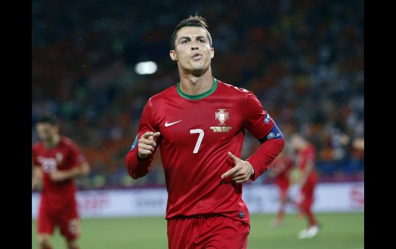 Cristiano Ronaldo se destacó con dos goles en el partido para darle a Portugal el pase a cuartos de final. AP  /