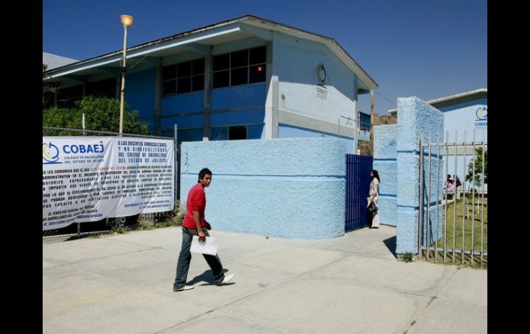 Con la huelga, alrededor de 15 mil estudiantes se verán afectados en Jalisco. ARCHIVO  /