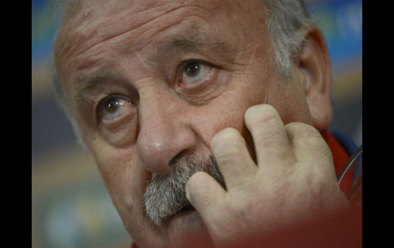 El técnico español durante la rueda de prensa en la localidad polaca de Gniewino. AFP  /