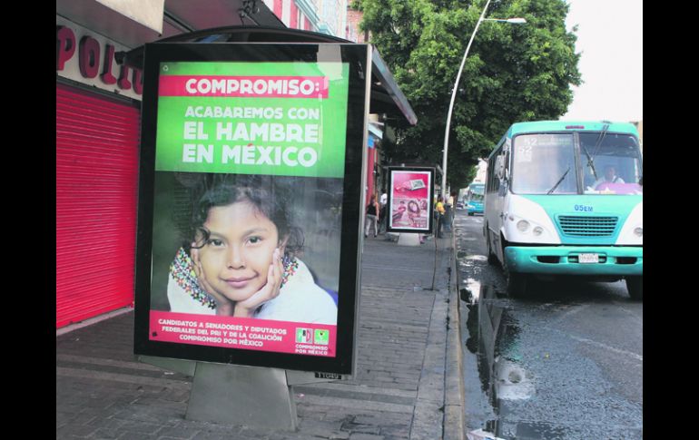 Primer cuadro. Anuncios políticos en Alcalde y San Felipe.  /