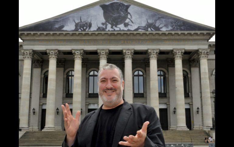 Tunick pretende reproducir con los participantes motivos de la tetralogía wagneriana 'El anillo del Nibelungo''. EFE  /