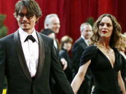 Depp decidió pagarle a su ex compañera Vanessa Paradis 100 millones de dólares para llevar una relación cordial. REUTERS  /