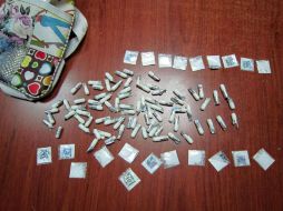 Los oficiales le encontraron al sujeto 21 bolsitas conteniendo cocaína.  /