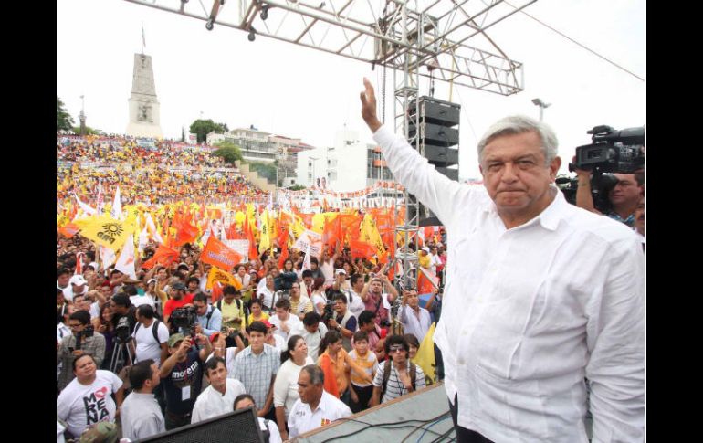 López Obrador, en el mitin celebrado en Tuxtla Gutiérrez. NTX  /