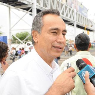 Fernando Garza promueve el voto