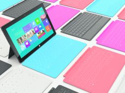 SURFACE.- Cuenta con un innovador protector que también es un teclado completo. ESPECIAL  /