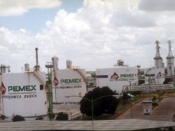 Pemex es una de las empresas que más usan gas natural, con un consumo de tres mil 700 millones de pies cúbicos diarios. ARCHIVO  /