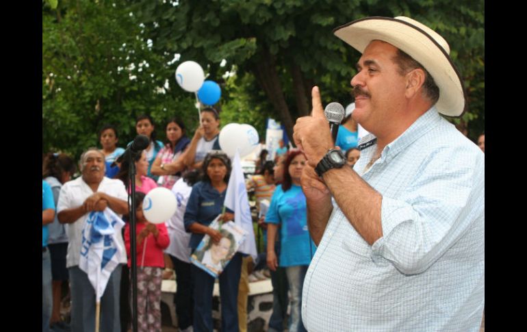 Zermeño insistió en que resolverá el problema del abasto de agua. ESPECIAL  /