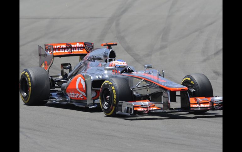 Jeson Button busca mejorar en la pista de Silverstone. AFP  /