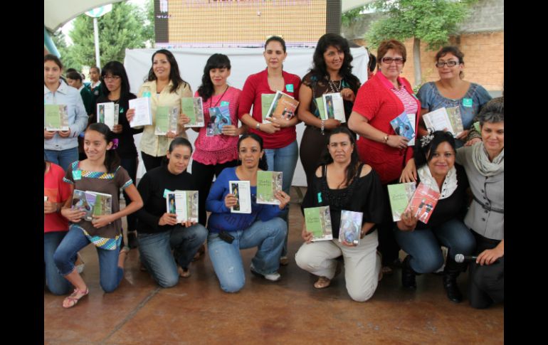 Se celebró a aquellas personas que dedican algunas horas de la semana a compartir la lectura en las escuelas.  /