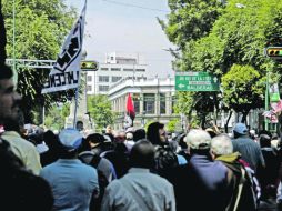 Los manifestantes también pidieron la liberación de 12 activistas del Sindicato Mexicano de Electricistas (SME). EL UNIVERSAL  /