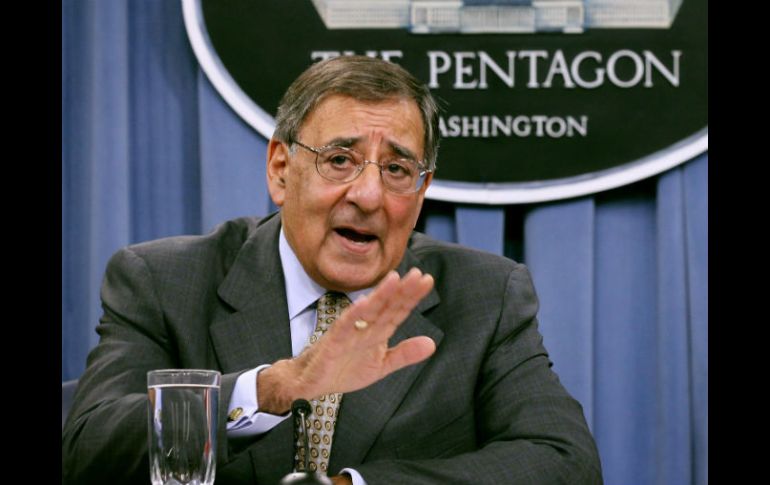 El secretario de Defensa, Leon Panetta, habla durante una conferencia de prensa en el Pentágono en Arlington, Virginia. AFP  /