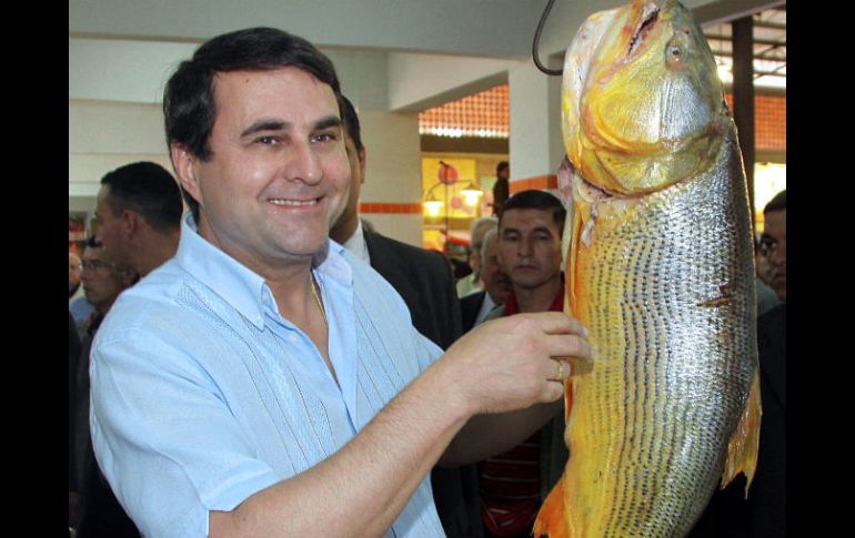 Federico Franco, durante la inauguración de un centro comercial en Limpio, ciudad cercana a la capital Asunción. AFP  /