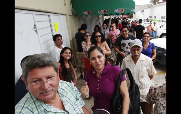 En el Mercado del Mar, en Zapopan, algunos ciudadanos se quejaron por falta de boletas.  /