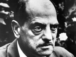 El cineasta Luis Buñuel, uno de los principales exponentes del cine surrealista. ARCHIVO  /