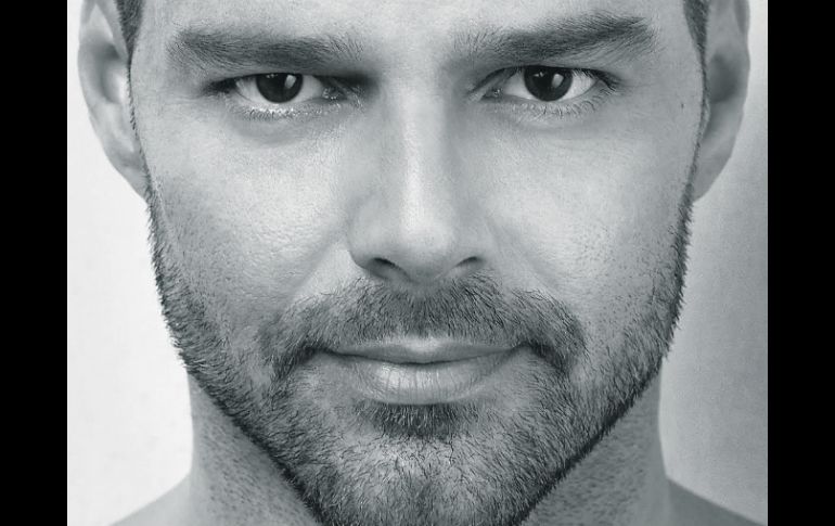 TRANSPARENTE. Una de las biografías más esperadas de los últimos años fue Yo, de Ricky Martin. ESPECIAL  /