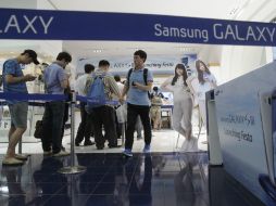 El Alto Tribunal de Londres considera que la tableta Galaxy de Samsung no contraviene el diseño depositado por Apple. AP  /