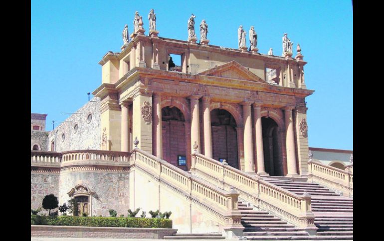 El templo del Calvario,en Lagos de Moreno, cuyo frontispicio es una copia del de la Basílica de San Pedro será restaurado. ESPECIAL  /