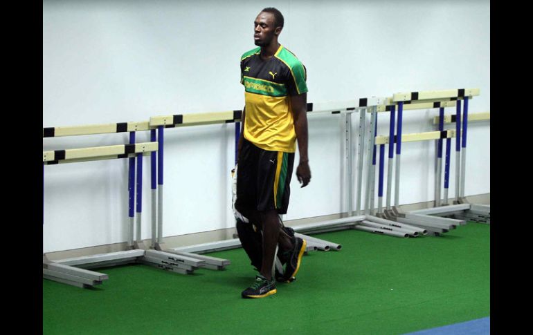 Usain Bolt seguirá con sus entrenamientos para llegar a punto a su competencia en Londres 2012. MEXSPORT  /