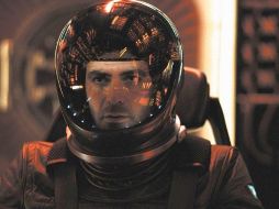 La película ''Gravity'' de Alfonso Cuarón, podría pasar de la ficción a la realidad. ESPECIAL  /