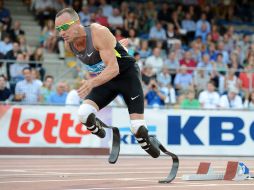 Óscar Pistorius busca hacer historia con su participación en Londres 2012. AP  /