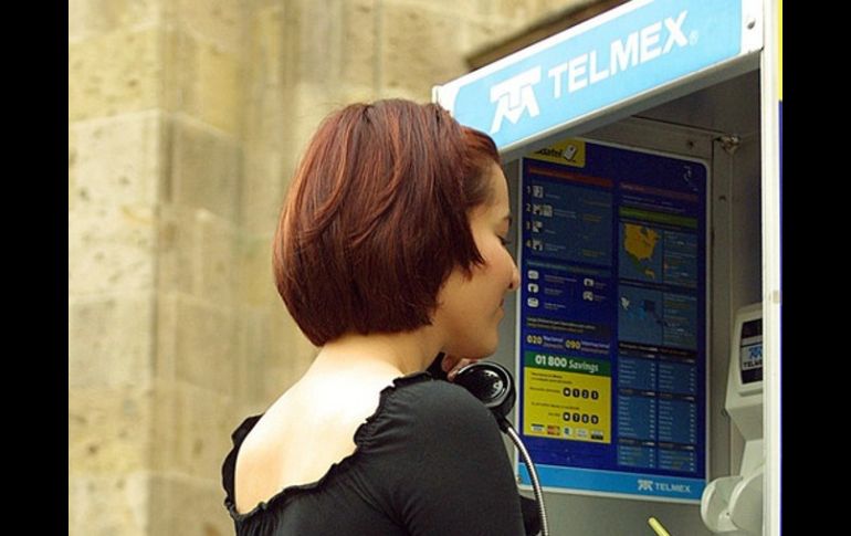 A partir de ser notificado y hasta el 2014, Telmex deberá aplicar nuevo estándares de calidad aprobados por la Cofetel. ARCHIVO  /