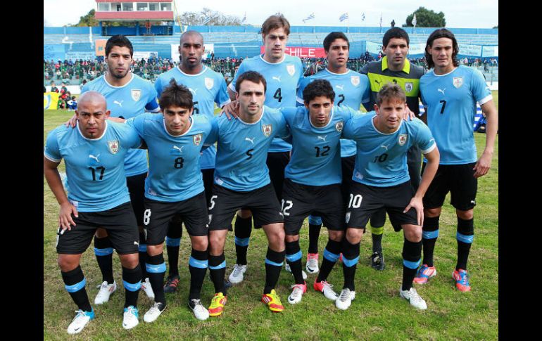 La selección uruguaya masculina de futbol, es la principal esperanza del país para obtener una medalla en Londres. EFE  /