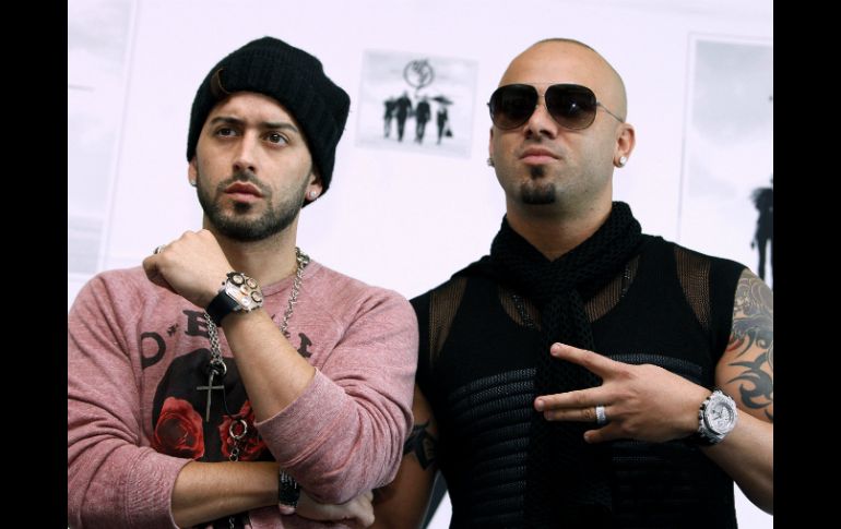 Wisin y Yandel anunciaron que en las próximas semanas estrenarán su nuevo videoclip ''Algo me gusta de ti''. EFE  /