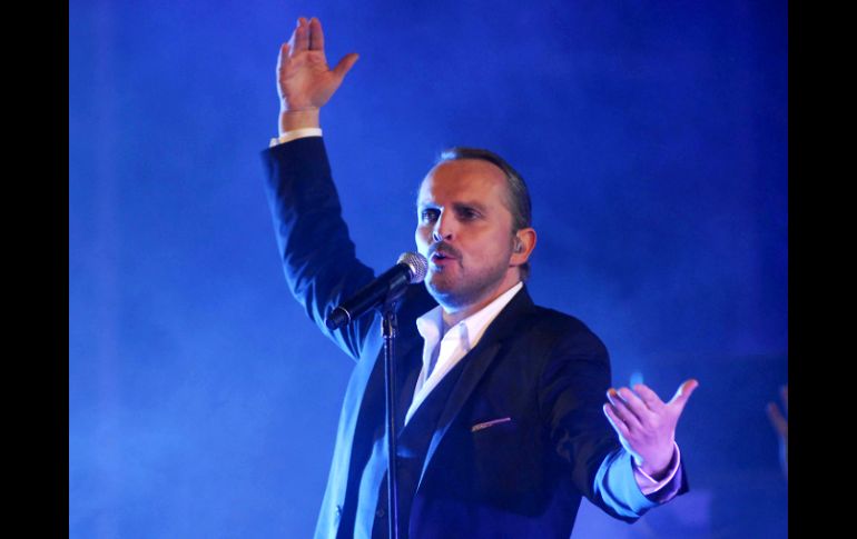 Con Miguel Bosé se completa el cuarteto de coaches de ''La voz... México''. AFP  /