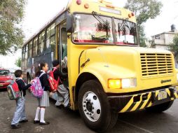 Apenas 62 planteles cuentan con camión escolar en la ZMG, de cuatro mil 500 escuelas existentes. ARCHIVO  /