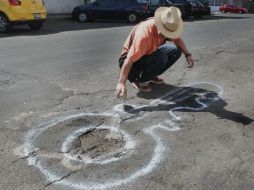 El Colectivo ''Adopta un bache'' invita al Ayuntamiento de Guadalajara a un diálogo. ARCHIVO  /