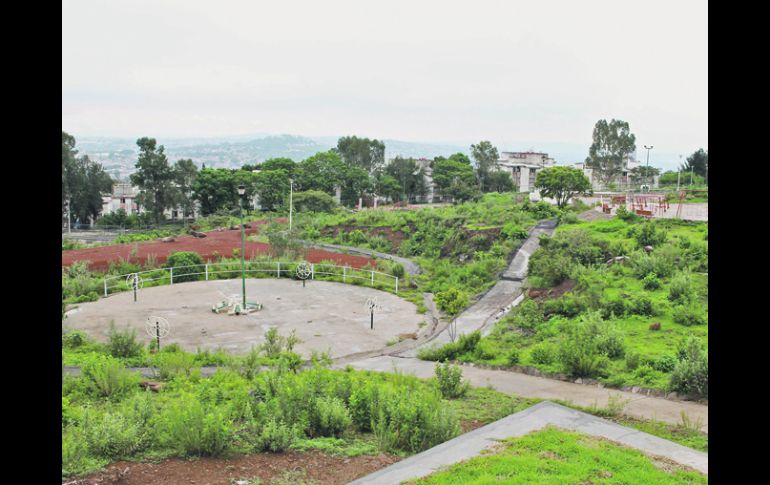 El predio del Cerro del Cuatro donde se pretende construir el centro universitario de Tlaquepaque  /