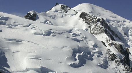 Mont Blanc, el macizo más grande de Europa Occidental, está ubicado en los Alpes franceses. AP  /