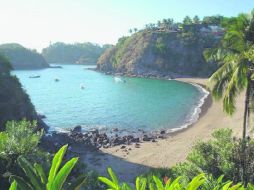 Costa de Jalisco. Aspecto de la playa Careyitos, cuyo acceso ha sido restringido y sólo se permite el paso a peatones. ESPECIAL  /