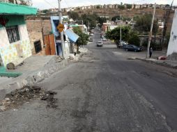 Uno de los asesinados fue encontrado en calles de la colonia Oblatos. ARCHIVO  /