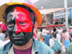 Quienes rechazan el virtual triunfo de Enrique Peña Nieto se reunieron en Atenco para planear acciones. NTX  /