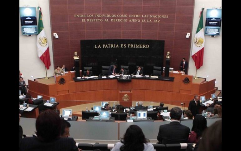 La Comisión Permanente del Senado podría hacer la declaratoria de aprobación de la Reforma Política mañana miércoles. ARCHIVO  /