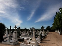 El cementerio será sometido en a 'breve' pasada. ARCHIVO  /