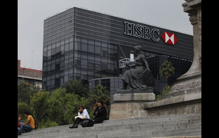 Se detectaron en HSBC México cuatro mil 890 cuentas con operaciones inusuales. REUTERS  /