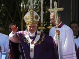 El Papa Benedicto XVI aceptó hoy la renuncia al cargo de obispo auxiliar de Guadalajara. ARCHIVO  /