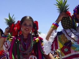 Llega el tiempo de la colorida celebración oaxaqueña de la Guelaguetza. ARCHIVO  /